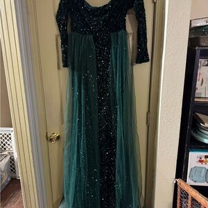 Dress Alisa Green Sequin Long Sleeve